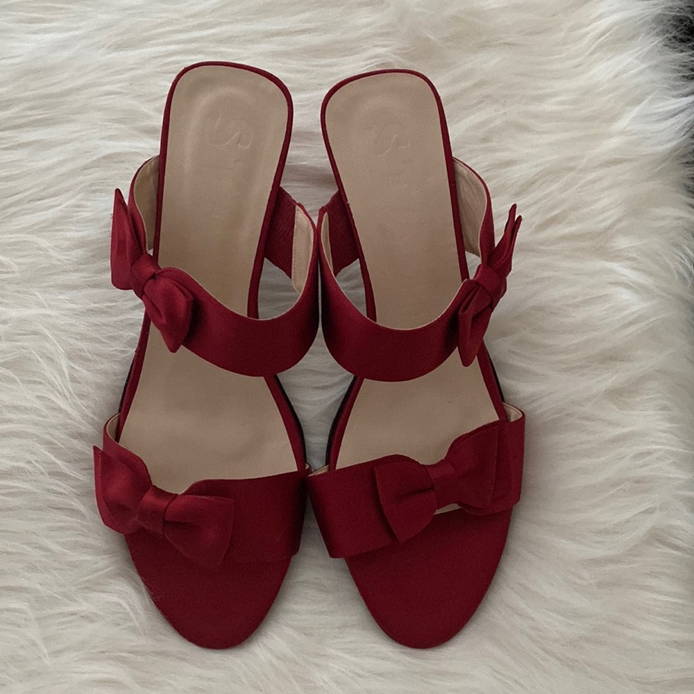 Staud nwob red bow kitten heel size 9